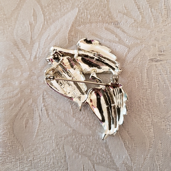 Vintage 3 leaf brooch - Picture 2 of 5